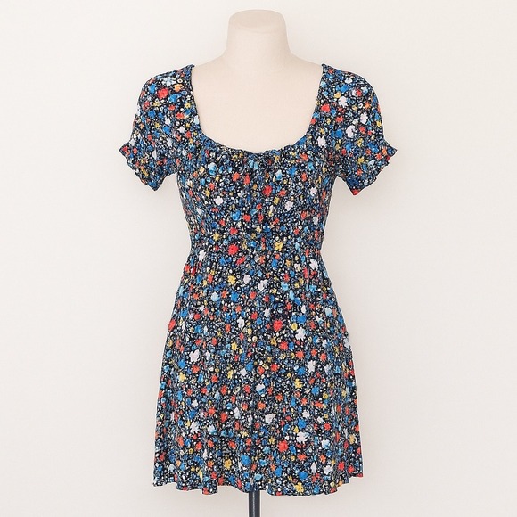 Ami Dresses & Skirts - Miami‎ Womens Dress Size XS Floral Smocked Puff Sleeve Milkmaid Mini Cottagecore